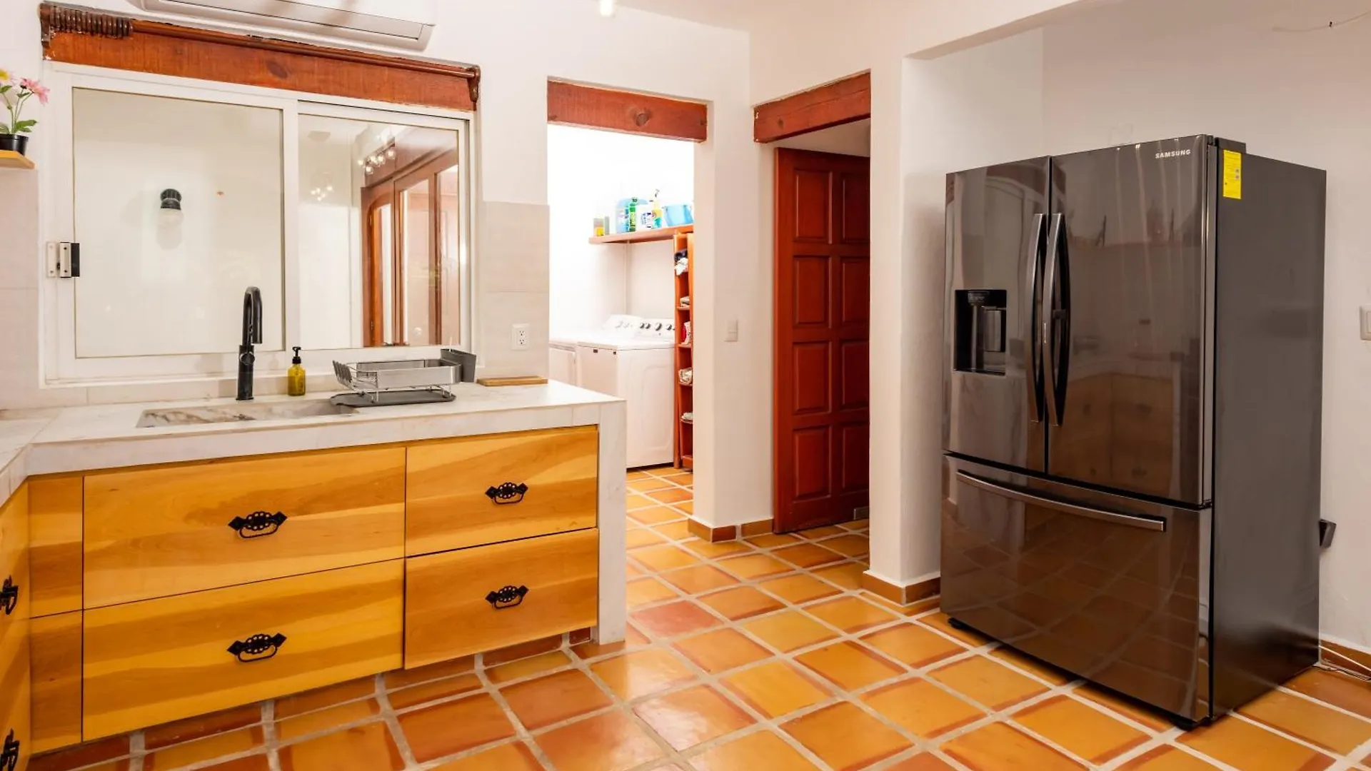 Villa Tropically In Hotel Zone Cancun
